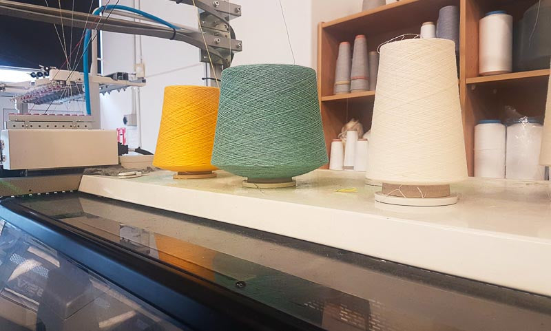 Why Seamless Knitwear Is Better: Construction, Comfort, and Zero Waste