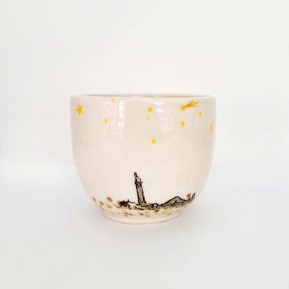 Small cermaic mug with sweet text to remind yourself to be in the moment. Handpainted stargazing image